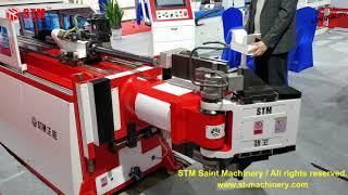 The exhibition CNC30 AE11 Left and right pipe bending machine flexión izquierda y derecha