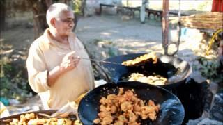 Chinese Food Cooking - Wok Fusion at a local market in India