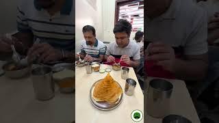 Mumbai ka Best South Indian Food | Ram Ashraya Matunga | Veggie Paaji # #streetfood #mumbai #dosa