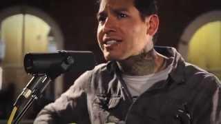 Mike Herrera (MXPX) "Aces Up" At: Guitar Center