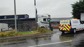 Narrowboats LTD The Abode and Euro Cruiser Transportation Convoy - Widebeam Transport