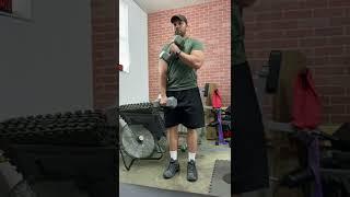 Biceps curls crossing