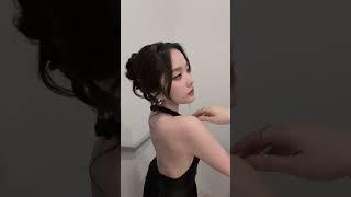 Freen don't exposing your back🫣 We know you're beautiful now, but tomorrow you're handsome again