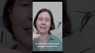 Exploring Samkhya Yoga: The Lake Metaphor ‍️