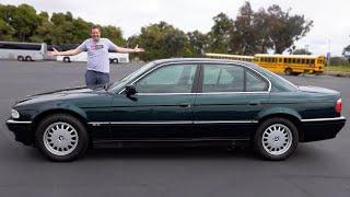 Это E38 BMW 730i, безумная базовая модель которая никогда не продавалась в США