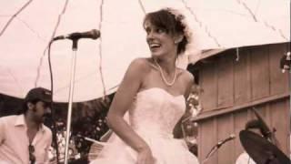"Beautiful Tree" - Rain Perry - LIFE UNEXPECTED theme song
