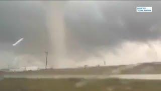 Tornado damages family farm in El Campo, Texas: 'I couldn't believe it'