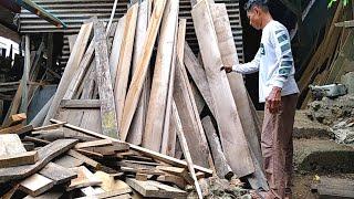 Pengerjaan kayu tipis membuat rak dinding sederhana minimalis