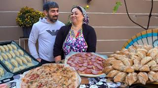 Cooking Two Huge Pizza in a New Brick Oven with Two Different Toppings & Gata