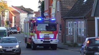 [Zugunglück mit Bus] Einsatzfahrten Feuerwehr, Rettungsdienst und Polizei aus dem Kreis Plön