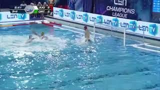 Water-Polo : Très belle action de Filippo Ferrero (Ortigia) contre Jug Dubrovnik