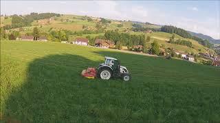 Mähen mit Valtra N114 Rüfa  NewHolland TL80 und De Pietri TR80 in Wyssachen