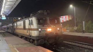 BALURGHAT EXPRESS ENTERING NABADWIP DHAM RAILWAY STATION 