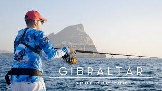 A T U N E S  en Gibraltar con L E E  Torres | Documental.