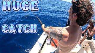 3 Hour Fight! First Full Day on the Water - FIJI EP. 6