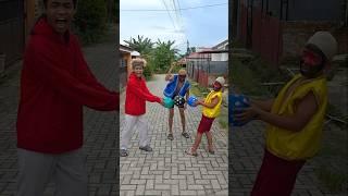FATHER FIGHTS FOR BALLOONS