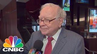 Warren Buffett: US Economy Stuck At 2% Growth | Squawk Box | CNBC