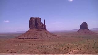 Monument Valley   The Mittens and Merrick Butte