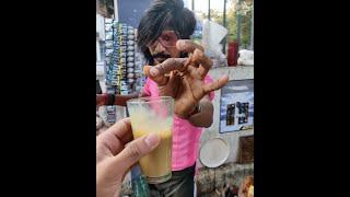 Subscribe @YumYumIndia   | Dolly ki famous Chai in Nagpur | Most Viral Chaiwala in India #shorts