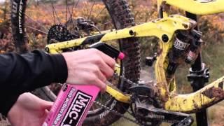 How to clean a mountain bike with Muc-Off and Mobi