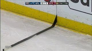 Roy's stick gets stuck but keeps playing by itself