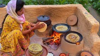 Cooking SARSON ka SAAG and MAKKE ki Roti on Mud Chulha in Village lI Desi Winter Village Living Il