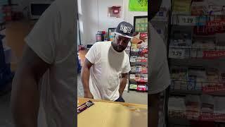 MY CUSTOMERS DOIN THE HOT CHIP CHALLENGE (MUST WATCH TO FUNNY)