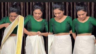 Mallu reels actress Meenu lekshmi hot rare navel show | hot boobs show in tight blouse| hot mallu 