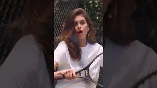 Behind the Scenes of Kaia Gerber's '80s-Inspired Cover Shoot | Who What Wear #kaiagerber #fashion