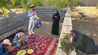 Resistance by the Garden: A Dream House Waiting for Grandma