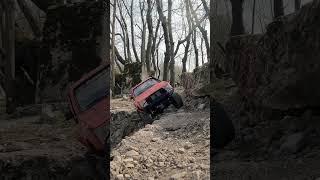 on the edge? #rc4wd Toyota #tf3 #tf3le #trailfiinder3 #offroad #edge #crawler #trailfinder2