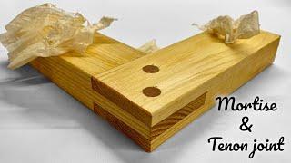 Simple wood corner joint/Pinned open slot mortise & tenon joint/Zıvana ve kavelalı ahşap birleştirme