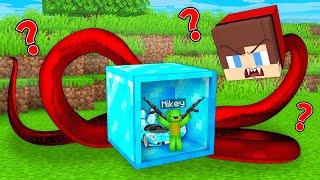 JJ SNAKE Attacked Mikey’s TINY BASE In DIAMOND BLOCK in Minecraft (Maizen)