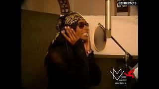 Fab Morvan & Rob Pilatus recording in studio ‘Girl You Know It’s True’ (1990, Press Footage)