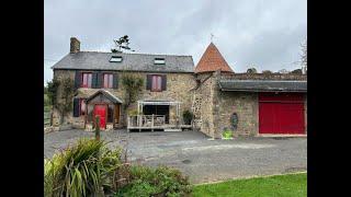 @suzanneinfrance -SIF -001925 - Detached stone house with turret and numerous outbuildings