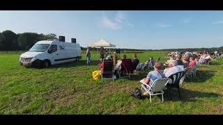 Voetstappen in het zand