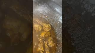 SIMPLE CHICKEN CURRY  #surinamedish #maroonrotirestaurant   #pleasesubscribetomychannel