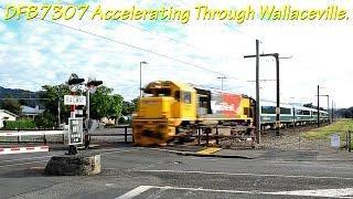 DFB7307 Accelerating Through Wallaceville.