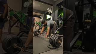 AN AVERAGE HOBBY LIFTER GENTLY SMASHING WEIGHTS