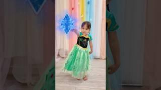 Elsa and Anna Learn Shapes with MAGIC!