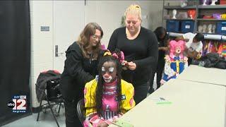 Clowns promote anti-bullying at Mott Community College