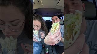 Probando el nuevo Kebab de La Orotava  (al coche también le gustó ) #tenerife #foodreview #shorts