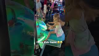 Crazy Kids Game.