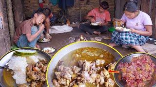 Chicken meal in shelter for younger brothers II Anita & Adhiraj's meal time@Manjitamrnati