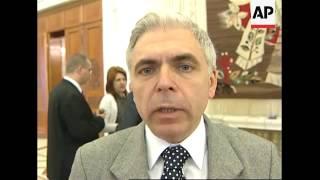 Parlamentul României suspendă președintele