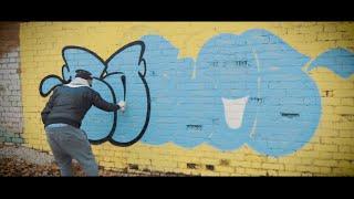 Graffiti bombing "ＲＡＷ ＳＨＯＴ" #1 BAROS  throw up