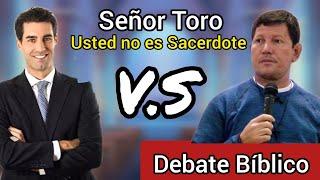 PASTOR se le ríe en la cara al PADRE LUIS TORO y le dice USTED NO ES SACERDOTE DEL DIOS ALTÍSIMO 