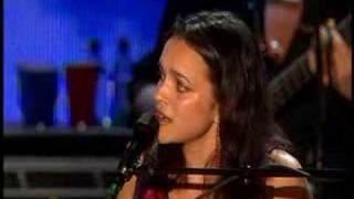 Bonnie Raitt & Norah Jones~Tennessee Waltz