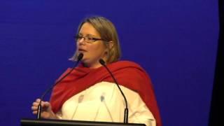 Siobhan Leachman (volunteer for Smithsonian...) - Crowdsourcing & how GLAMs encourage