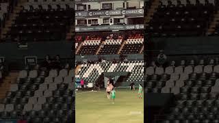 ASÍ ENTRO BOYI ITURBIDE, LA DOCTORA DEL GOL ‍️️ | CHIVAS 3-1 LEÓN | #chivas